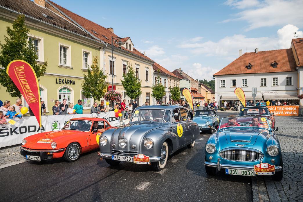 Automobilové veterány přijedou do Adamova