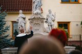 Odhalení sousoší Nejsvětější Trojice
